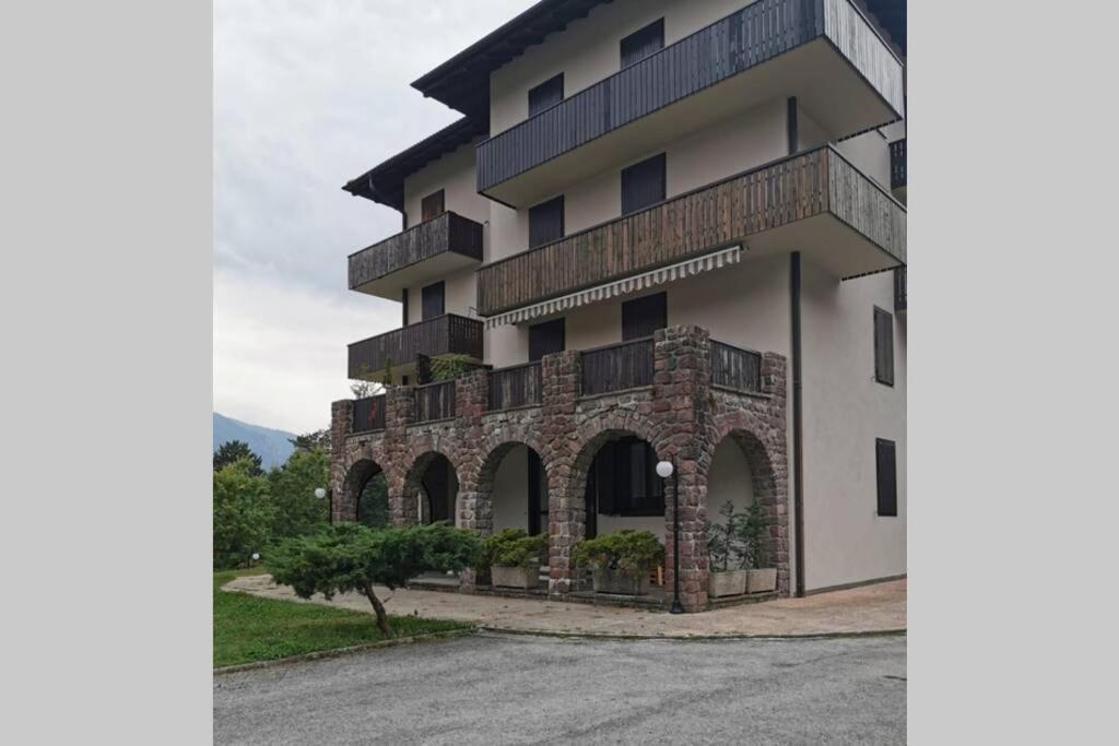 Appartamento Residence Castel Carlotta Levico Terme Ngoại thất bức ảnh
